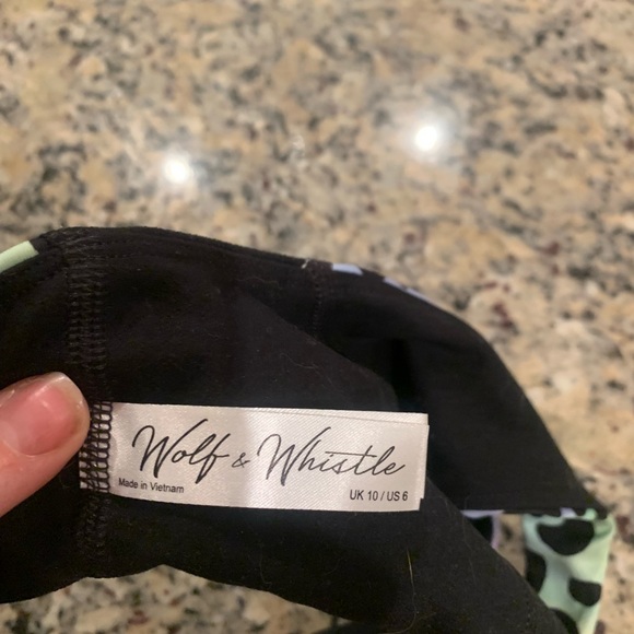 Wolf & Whistle Sports Bra and Leggings Rainbow Leopard Print - Picture 5 of 7